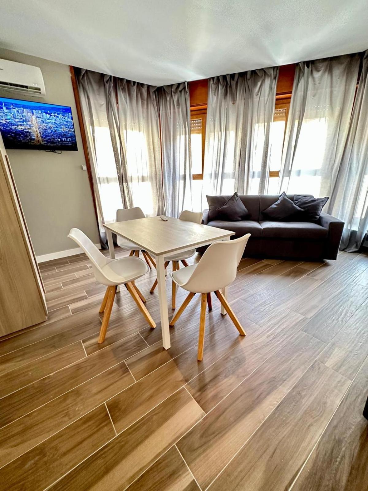 Hh Hermoso Housing Alessandria Buitenkant foto